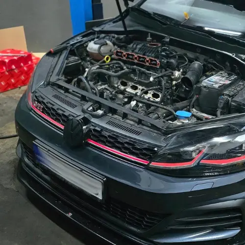 Naprawa samochodu Volkswagen w warsztacie Premium Service w Łodzi